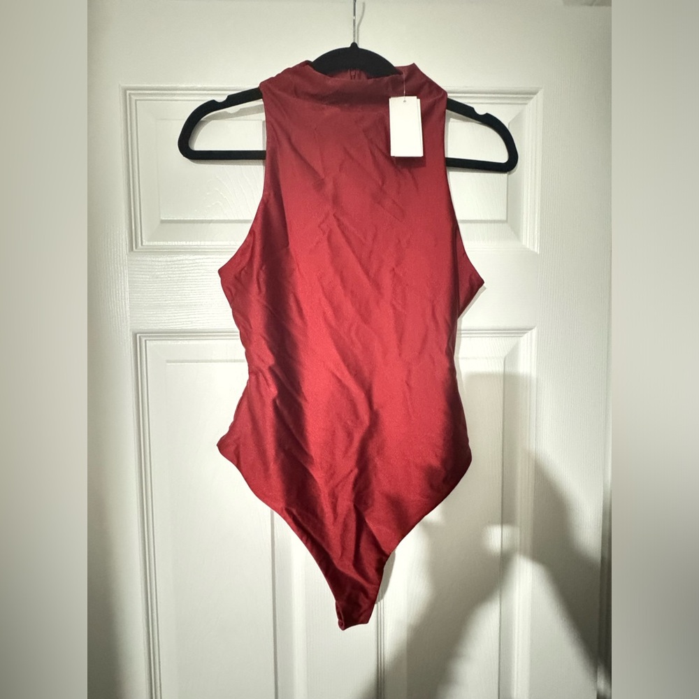 Naked wardrobe top large